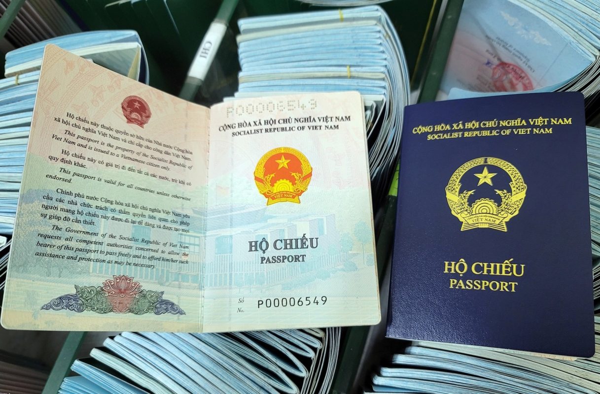 Hướng dẫn trình báo mất hộ chiếu online 