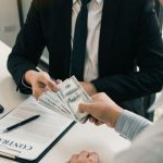 Luật sư Tư vấn Thuế TNCN cho Lao động Nước ngoài: Phân biệt Thuế suất Cư trú và Không Cư trú Hợp đồng vay tài sản