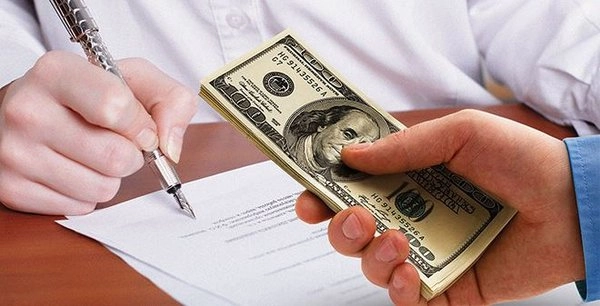 Hợp đồng chuyển nhượng cổ phần