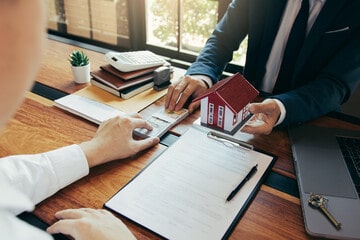 từ chối công chứng hợp đồng thế chấp