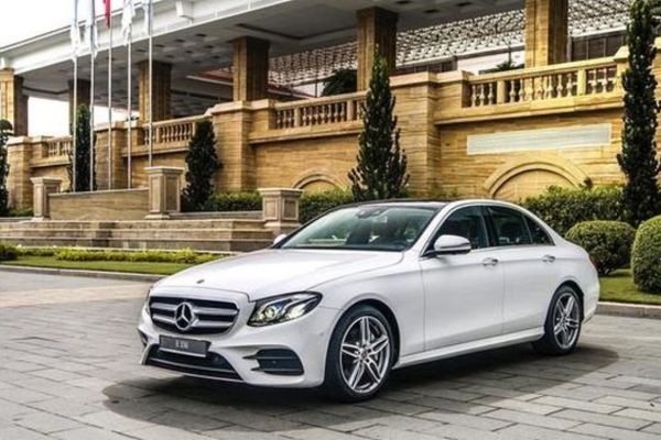 Mua xe trong đợt khuyến mãi