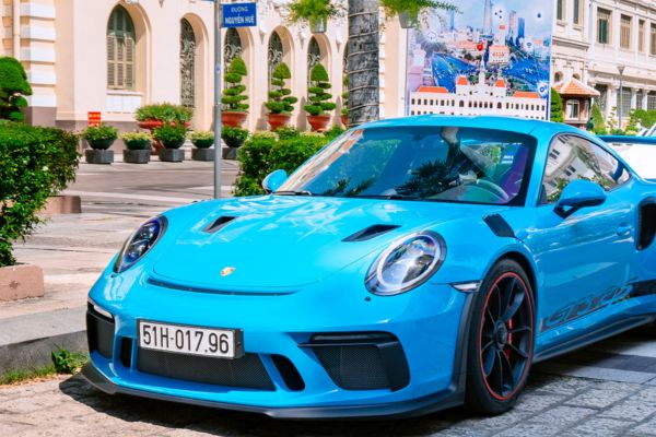 Công chứng mua bán xe Porsche
