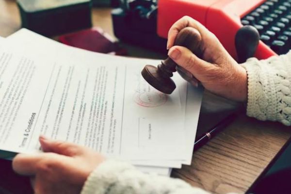 Công chứng hợp đồng mua bán nhà phố