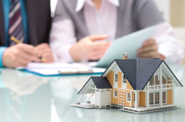 Bán tài sản chưa kịp sang tên